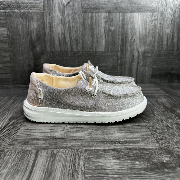 Hey Dude Wendy Glitter Girls size 13 Slip On Lightweight Shoes - Picture 1 of 8